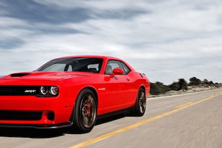 2015-dodge-challenger-srt_1600x0w