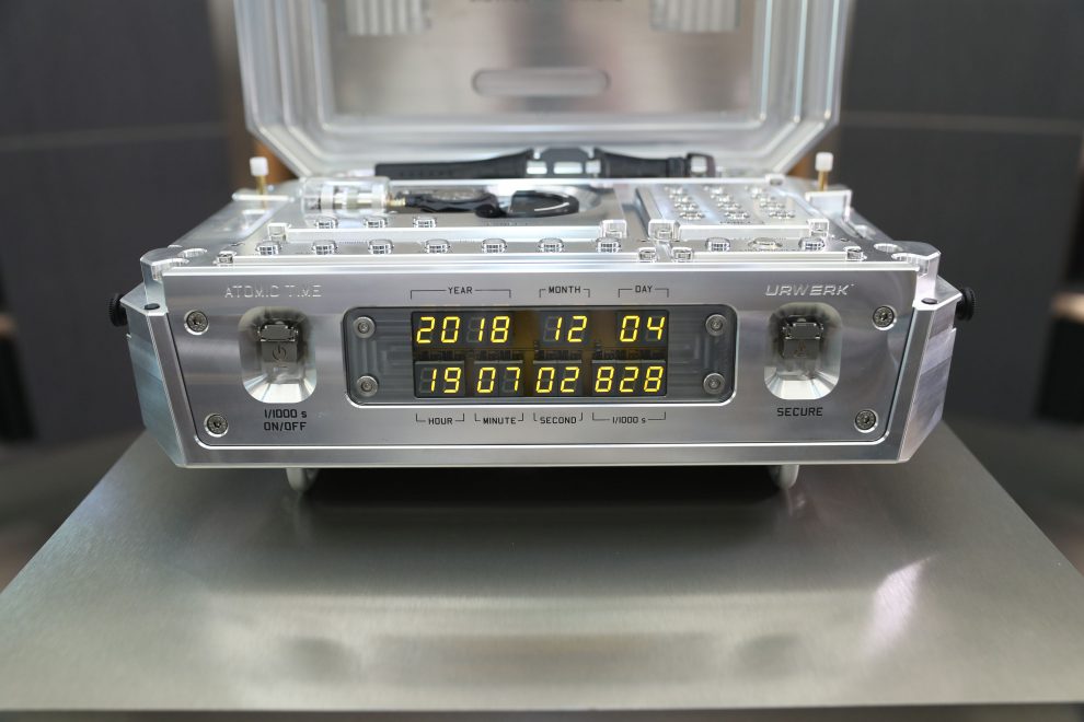 AG5I5560 Urwerk AMC