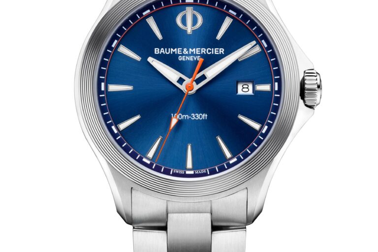 Baume et Mercier Clifton Club 10413 Front Steel Baume & Mercier Clifton Club Quartz watch in stainless steel