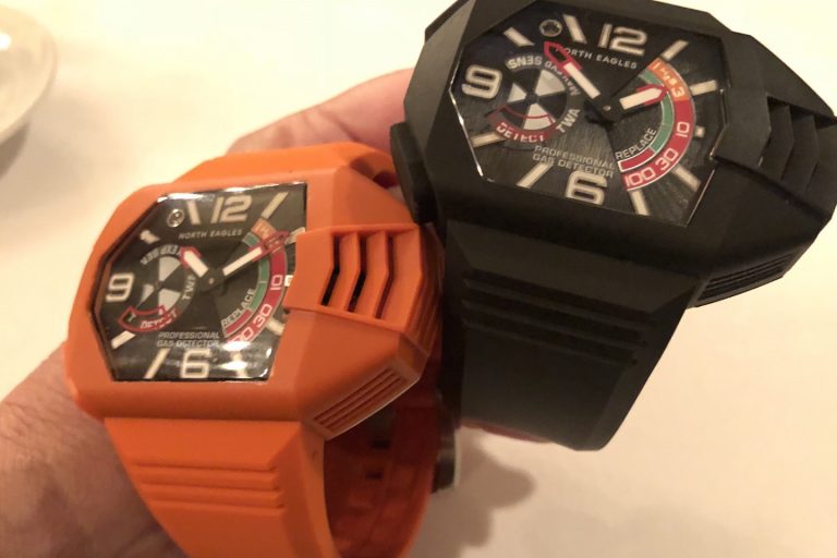 IMG_7166 North Eagles H2S Professional Gas Detector watch detects deadly gas and warns the wearer.