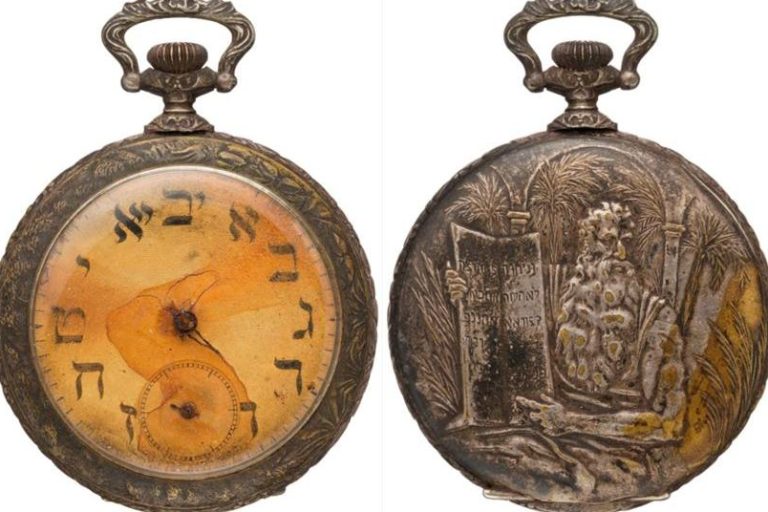 Titanic victim's pocket watch sells for $57,500 at Heritage Auction.