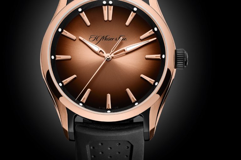 Pioneer_Centre_Seconds_3230-0901_Soldat_Glow