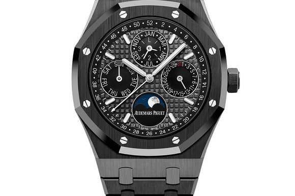 ap ro qp ceramic The Audemars Piguet Royal Oak Perpetual Calendar Ceramic watch was 600 hours in R&D.