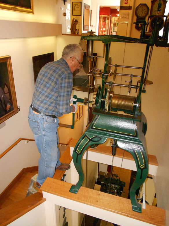 At the American Clock & Watch Museum in Bristol, CT, one can join the Old Cranks Tour as volunteers wind hundreds of clocks in the museum. 