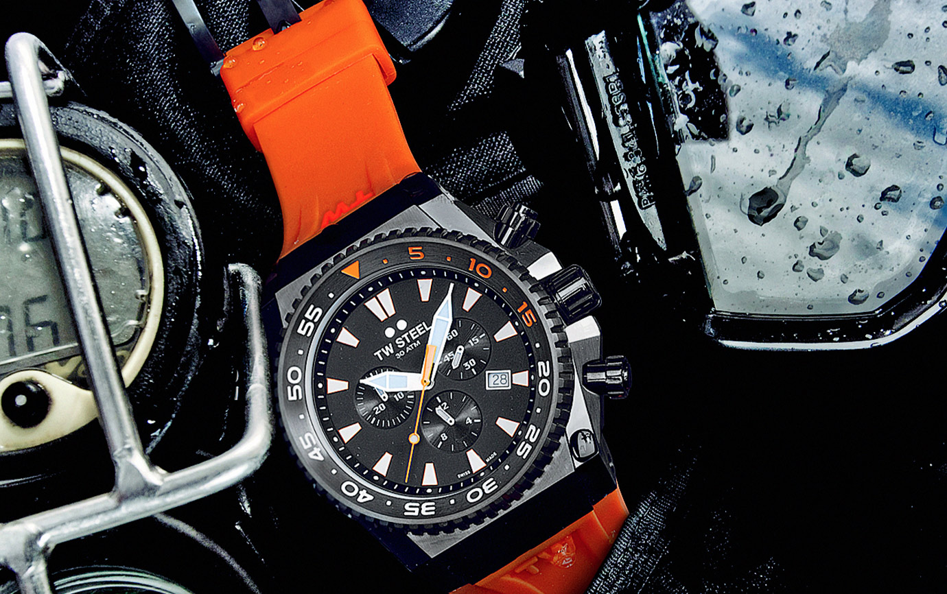 TW Steel Ace402 Dive watch