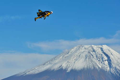 Breitling-sponsored Jetman flies over Mt. Fuji 