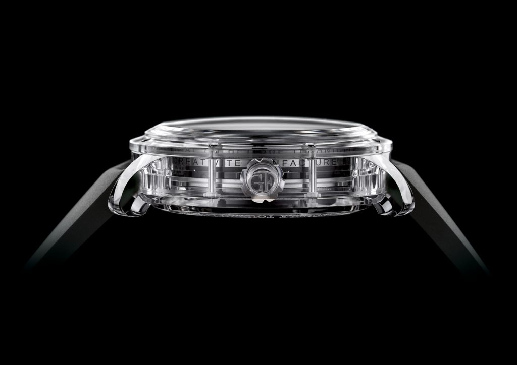 The transparent case enables the wearer to truly view the movement architecture from all sides.