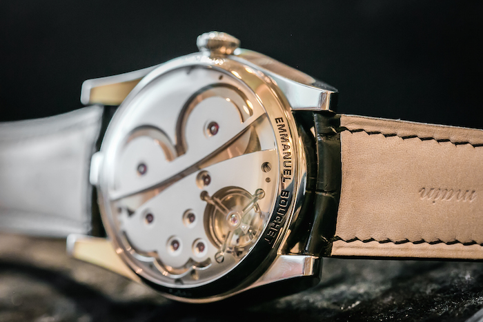 The movement features double barrels and guarantees 72 hours of power reserve