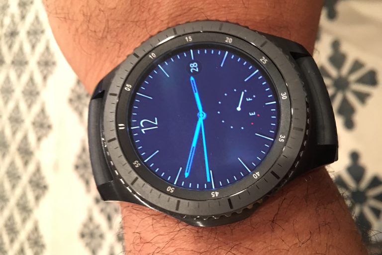 Samsung Gear S3 smartwatch Samsung Gear S3 smartwatch