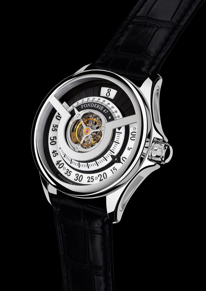 The first Inversion Principle watch was even chosen in 2013 by the Foundation of the Grand Prix d'Horlogerie de Genève as one of the top 70 Horological creations of the year 