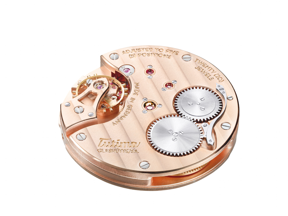 The Caliber 617 is made in-house in Glashutte and offers 65 hours of power reserve. 