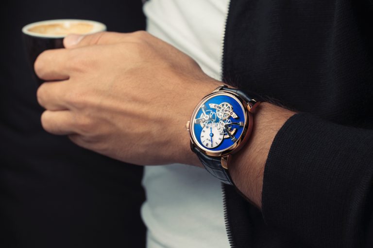 LM2_RG_Blue_wirstshot_LRES_RGB MB&F