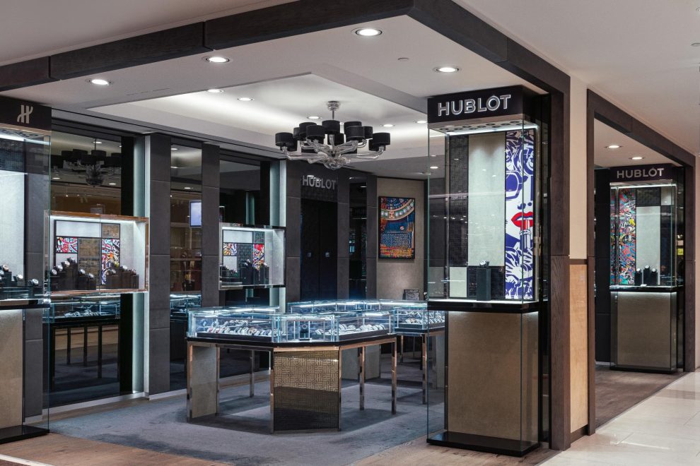 Moscow-Tsum-hublot-boutique-outdoor-1 Hublot boutique in Moscow.