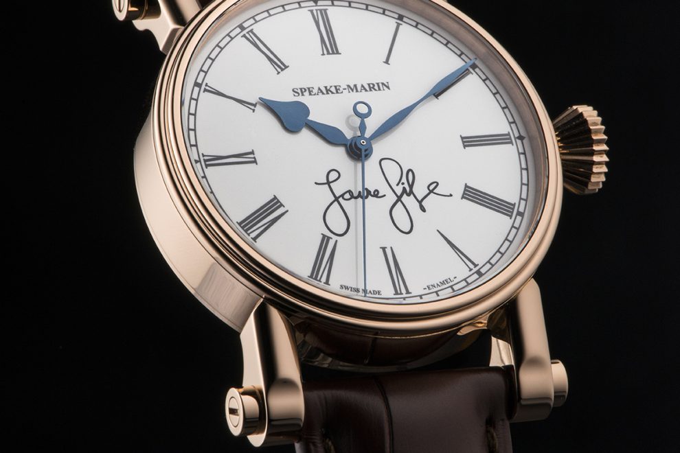 ONLY WATCH 01_LQ The Speake-Marin Resilience "Love Life" watch has the words written by brand ambassador Pierce Brosnan on the dial. It is being auctioned for Only Watch 2017.