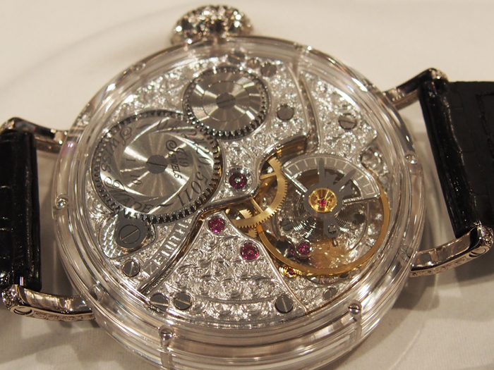 The engraving work for this watch took more than 200 hours 