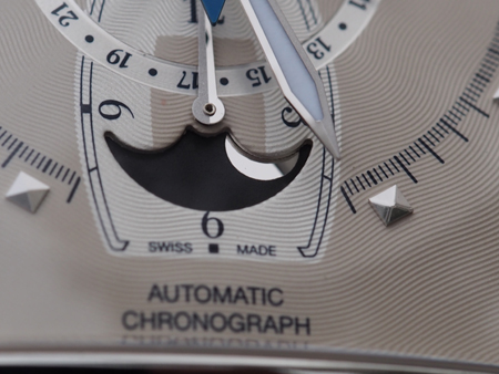 The moonphase indication of the automatic chronograph Grand Dome DT.