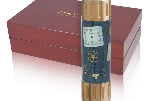 goldlight-watchlight-1