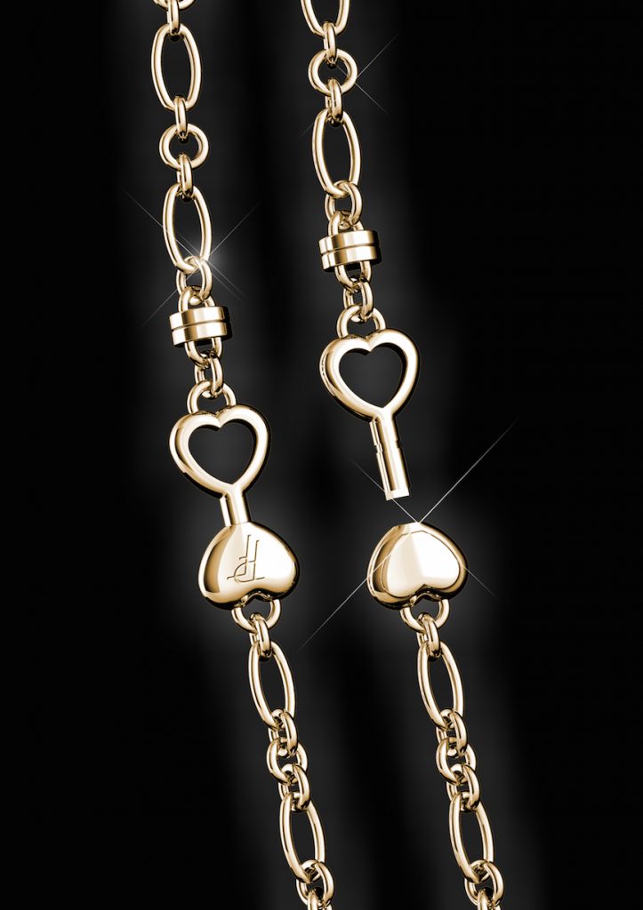 The Paul Forrest Heart's Passion jewelry collection's movement is wound via a key winding system.