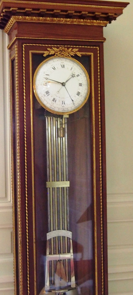 Standing cabinet clock in Petit Trianon created by Robin. 
