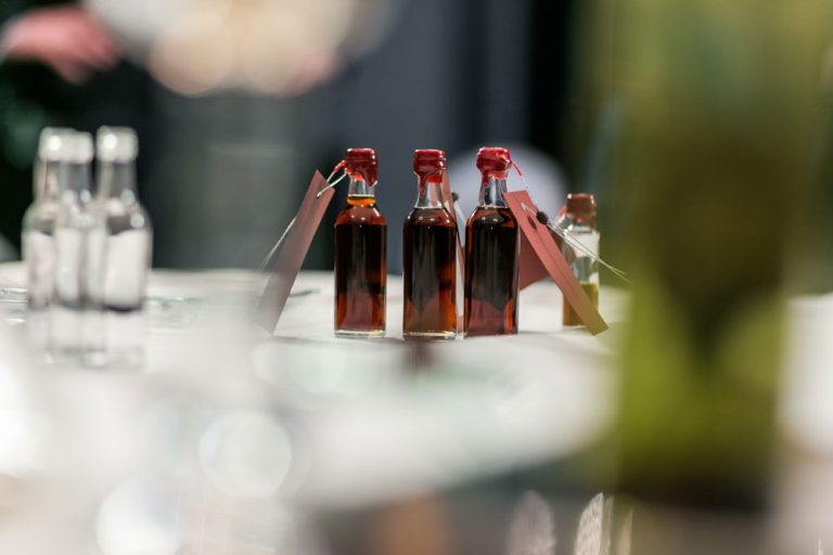 sealed_flacons_low.jpg__3000x3000_q95_subsampling-2